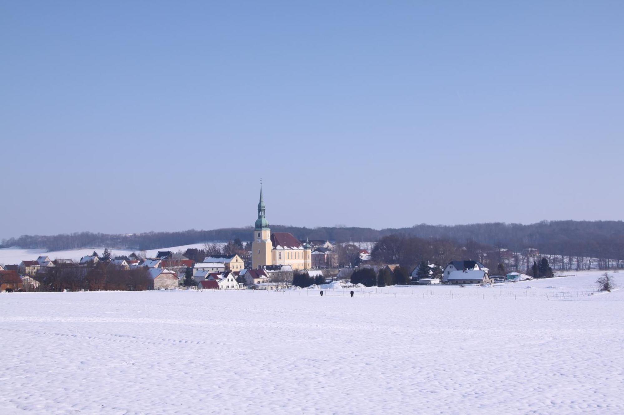Ferienwohnungen Satkula Crostwitz Exterior foto